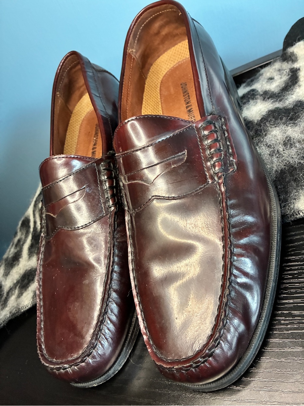 Johnston & Murphy Men's Burgundy Penny Loafers
